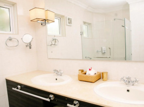 Hibiscus Boutique Hotel