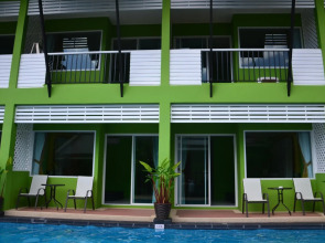 Khaolak C-nior Bungalows