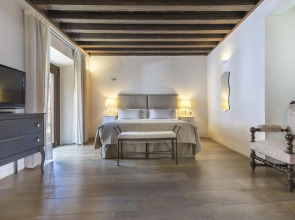 Shine Albayzín Hotel