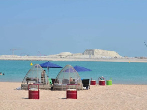 Waterfront Hotel Apartments