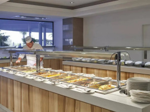 Sunrise Oasis Hotel & Waterpark