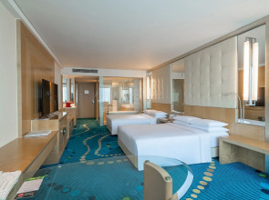 Отель Renaissance Shanghai Yu Garden