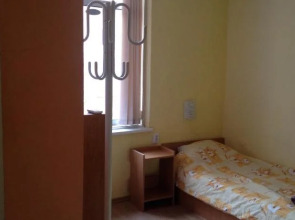 Elysia Hostel - The Blessed Home