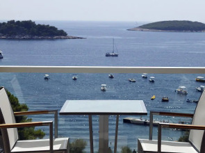 Amfora Hvar Grand Beach Resort
