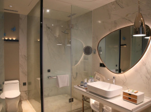 Отель Wingate by Wyndham Sanya Luhuitou