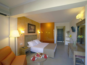 Atlantis Beach Hotel