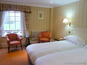 West Lodge Park Hotel