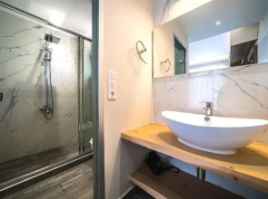 Porto Kalamaki Hotel