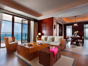 Serenity Coast All Suite Resort Sanya
