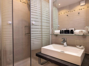 Relais Hotel Du Vieux Paris