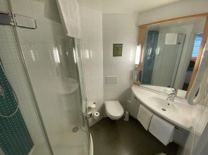 ibis Geneve Centre Nations