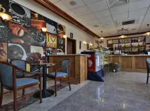 Gillieru Harbour Hotel