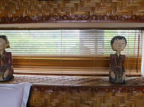 Dikaloha Medewi Surfcamp