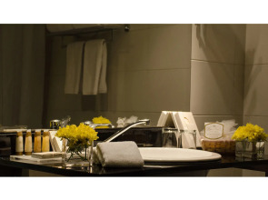 Cherry Maryski Hotel