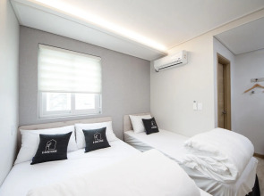 K-Guesthouse Premium Nampo 1