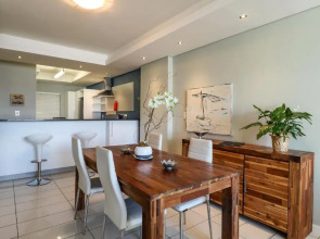 Отель Whale Coast All-Suite-Hotel