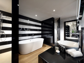 Отель Hard Rock Tenerife