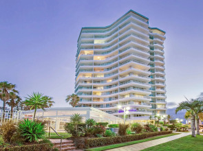 19th Avenue On The Beach