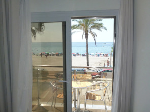 H.Boutique la Caleta bay