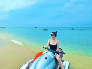 Vida Loca Resort & Sunset Beach