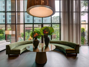 Qoya São Paulo Paulista, Curio Collection by Hilton