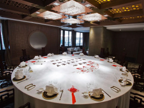 Huatian Chinagora Hotel