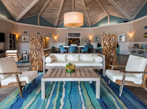 Palm Tree Club Miami Hotel