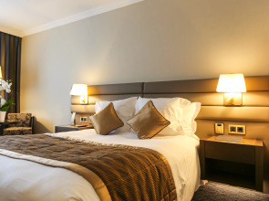 Le Royal Hotels & Resorts