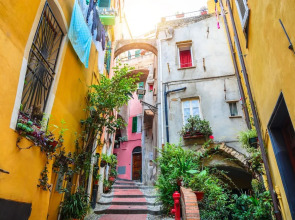 Anna Station 200m From the sea