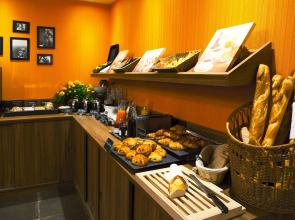 Hôtel Boris V. by Happyculture