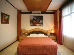 Puri Naga Beachfront Cottages