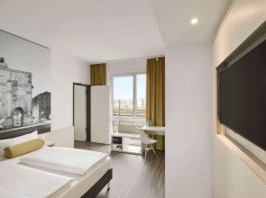 Super 8 by Wyndham Munich City West