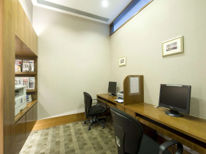 Bishop Lei International House