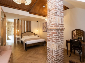 Saye Konak Kaleiçi&Oldtown