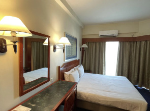 Rainbow Paradise Beach Resort