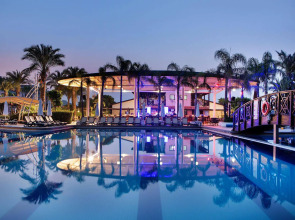 Crystal Family Resort & Spa – All Inclusive