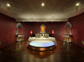 Kupu Kupu Jimbaran Beach Club & Spa by Loccitane