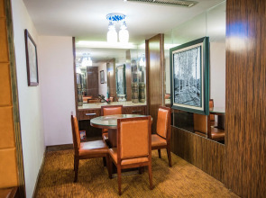 Nanyang King's Gate Hotel - Free Shuttle Service to Canton Fair