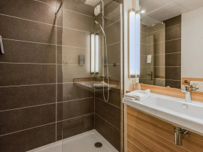 Hotel Campanile Chartres Centre - Gare - Cathedrale