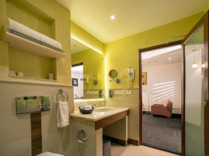 Flora Airport Hotel and Convention Centre Kochi