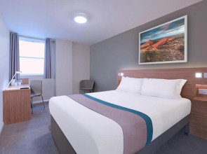 Travelodge Gatwick Airport Central