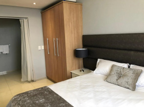 Infinity Self-Catering Apartments