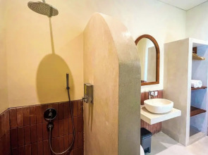 Esha Private Pool Villas by AGATA