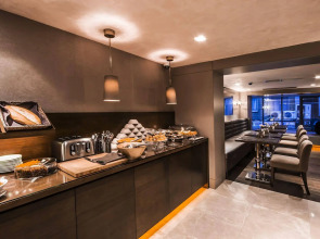 The New Hotel Zeybek