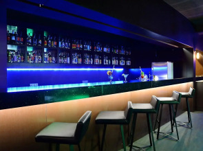 Le Bleu Hotel & Resort