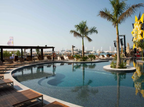 Отель Le Méridien Mina Seyahi Beach Resort & Waterpark