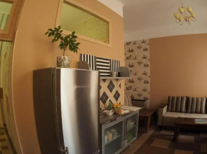 Штраус Хаус