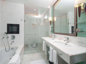 Pudong Shangri-La, Shanghai