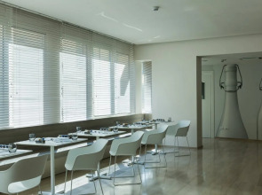 Glance Hotel In Florence