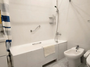 Tverskaya Street (Тверская Стрит) на улице Тверская 6 строение 1